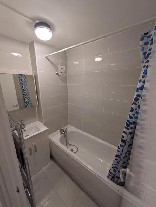 Flat, Apartment In Haggerston N1, Central Londen Buitenkant foto