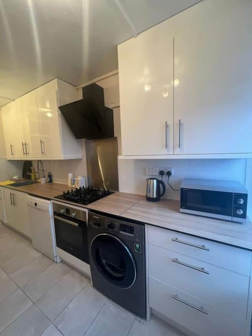 Flat, Apartment In Haggerston N1, Central Londen Buitenkant foto