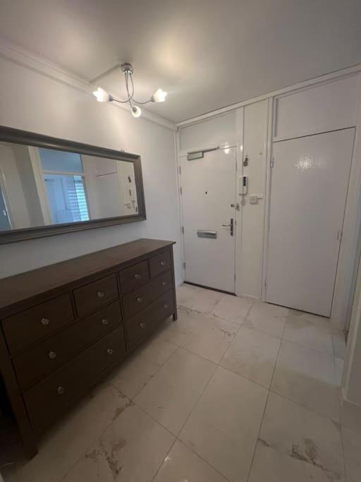 Flat, Apartment In Haggerston N1, Central Londen Buitenkant foto